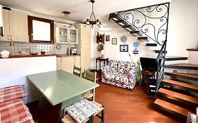 S178 - Sirolo, delizioso cielo-terra con ingresso indipendente