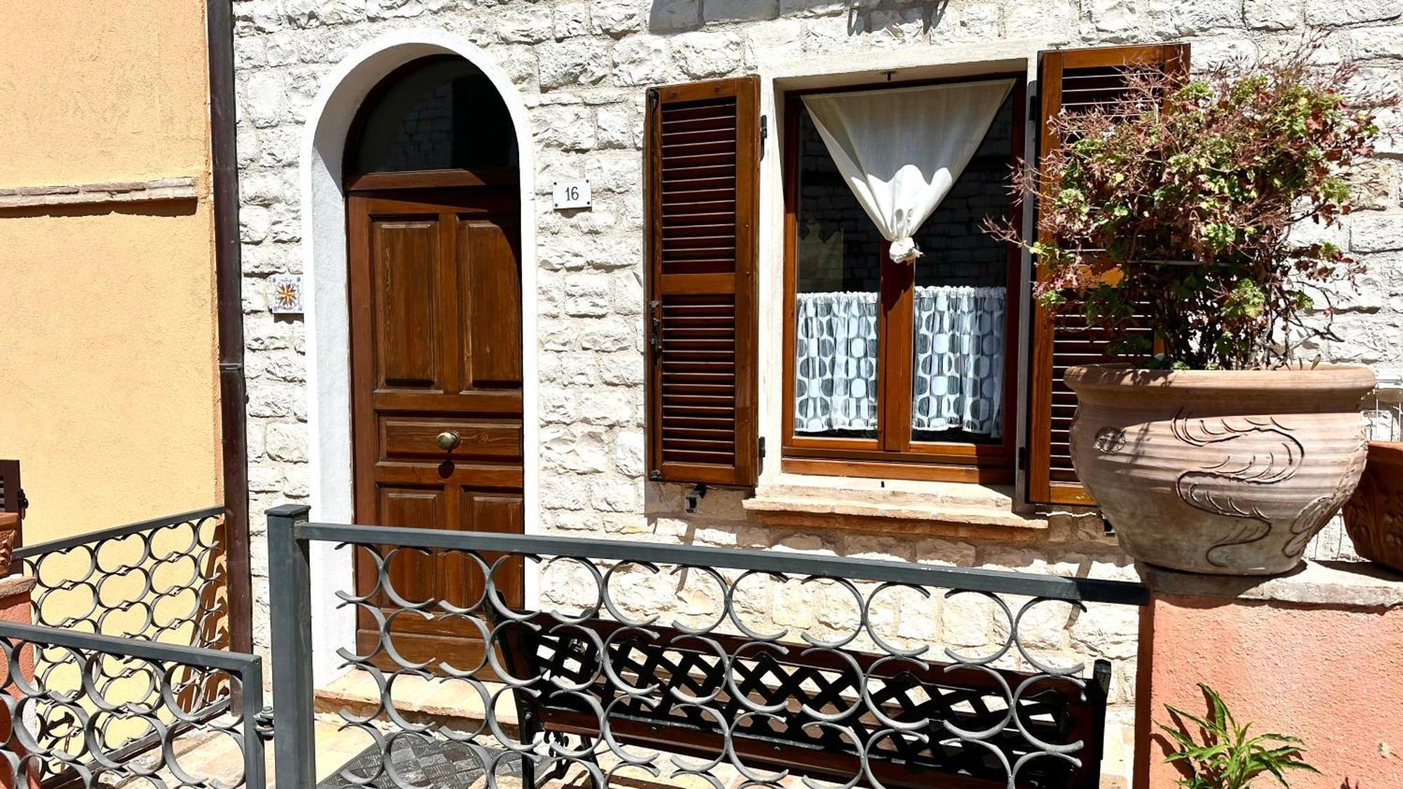 Appartamento S178 - Sirolo, delizioso cielo-terra con ingresso indipendente Esterno foto